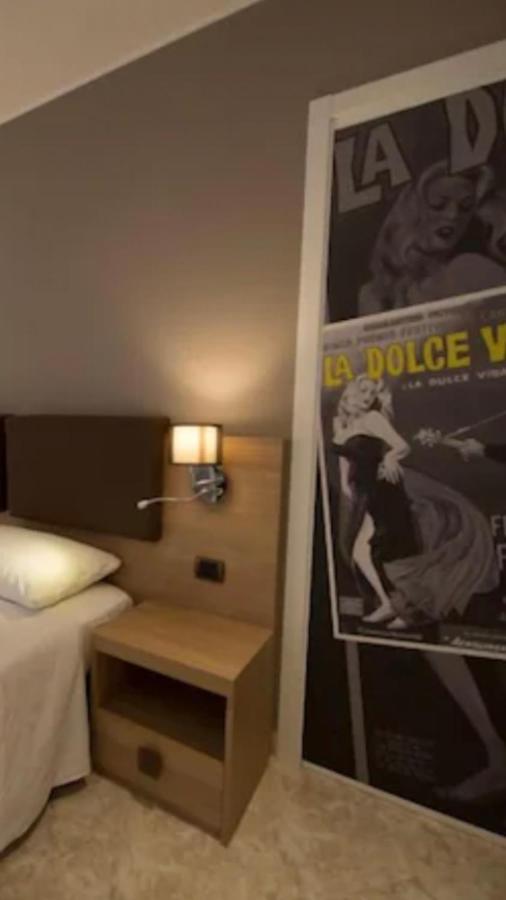 DolceVita Rooms Arma di Taggia Buitenkant foto